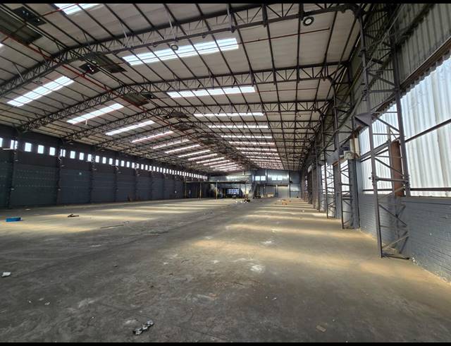 3,023M² WAREHOUSE TO LET IN BENROSE